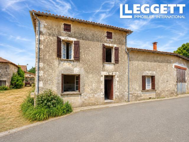 Maison vente à Confolens, Chassiecq