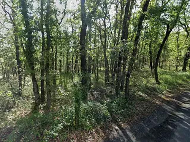 Terrain vente à Brive-la-Gaillarde, Chasteaux