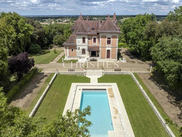 Château vente à Cognac