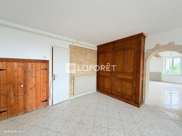 Maison vente à Vouziers, Charbogne