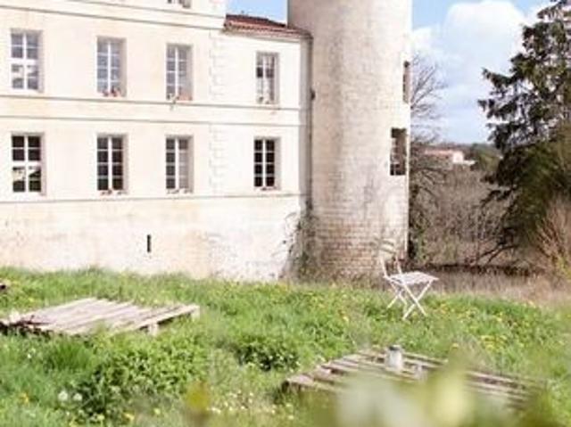 Maison vente à Angoulême, Aignes-et-puypéroux