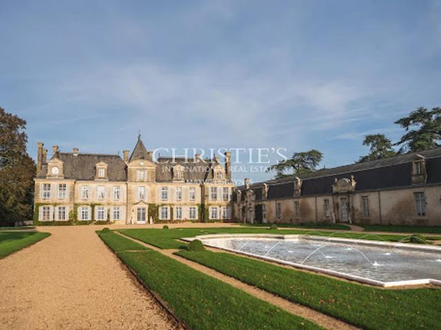 Château vente à Poitiers