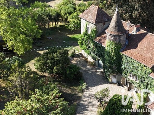 Château vente à Dole, Pagney