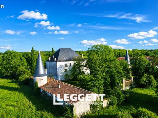 Maison vente à Confolens, Les Gours