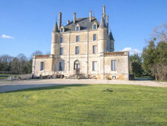 Château vente à La Roche-sur-Yon, Chantonnay