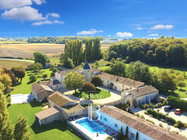 Château vente à France métropolitaine, Royan