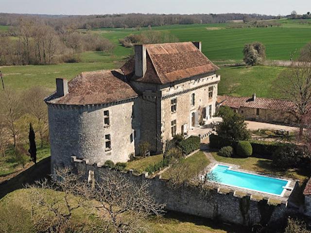 Château vente à Nontron, Brantôme