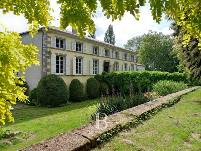 Château vente à Poitiers