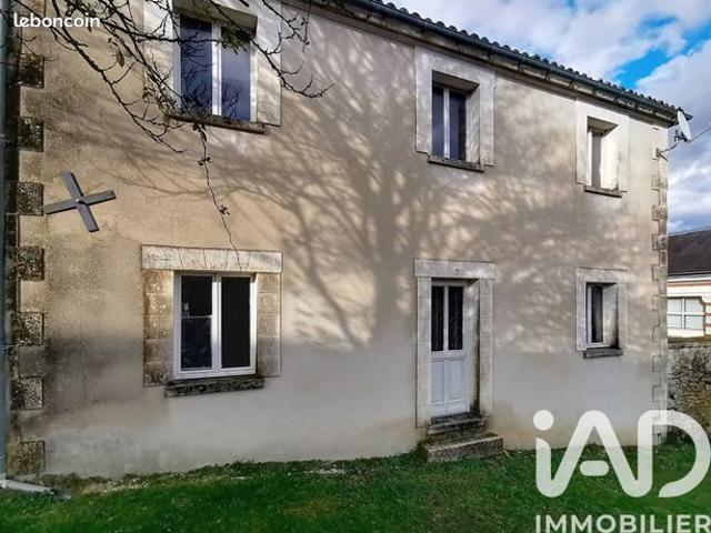 Maison vente à Angoulême, Charras