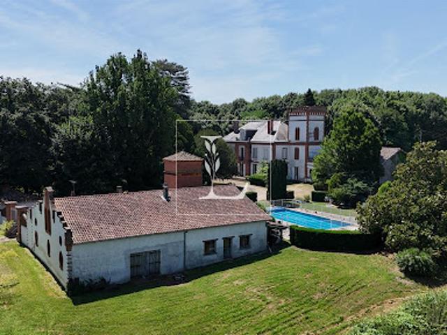 Château vente à Montauban, Saint-nauphary