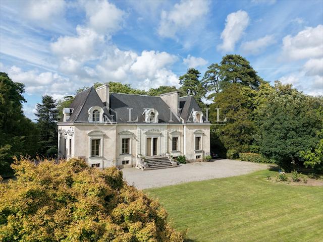 Château vente à Nantes, Le Pellerin