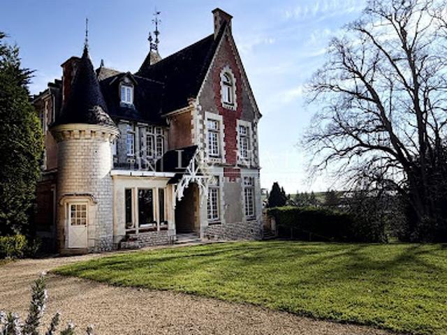 Château vente à Chinon