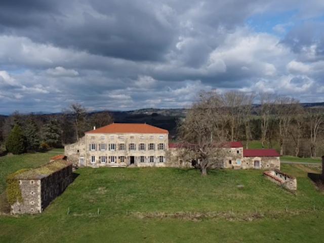 Château vente à Issoire, Sugères