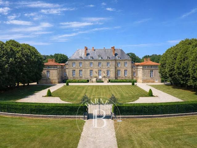 Château vente à Nantes