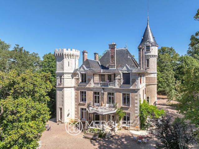 Château vente à Nontron