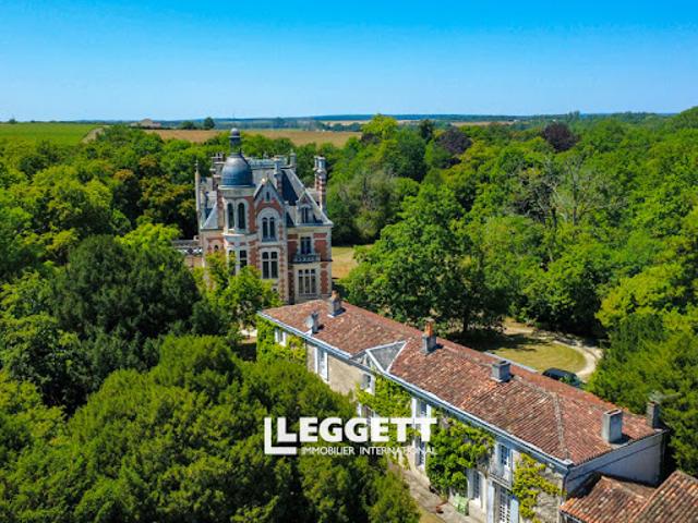 Château vente à Oradour, Charente