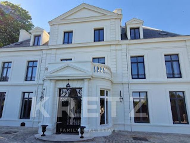 Château vente à France métropolitaine, Cergy