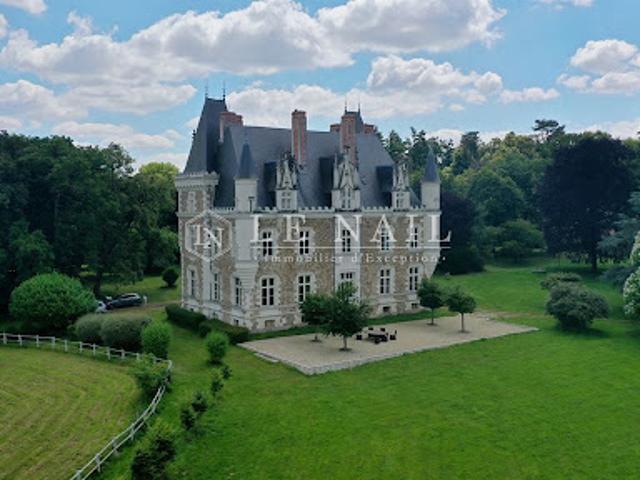 Château vente à Château-Gontier, Château-gontier