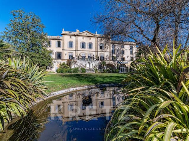 Château vente à Nîmes, Uzès