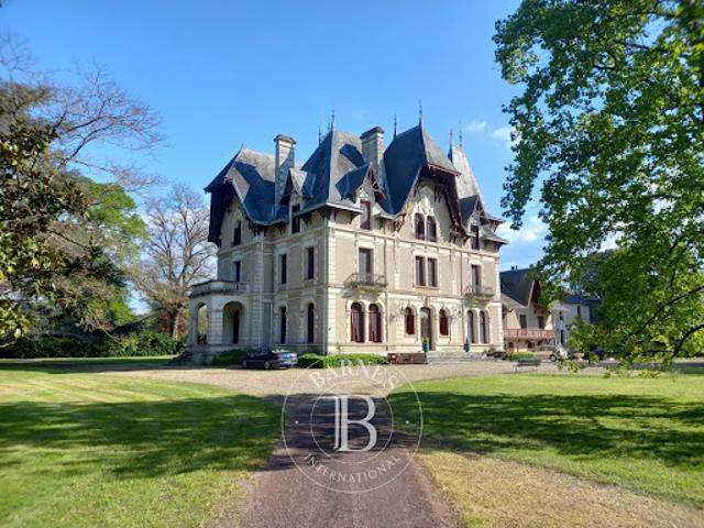 Château vente à Châtellerault