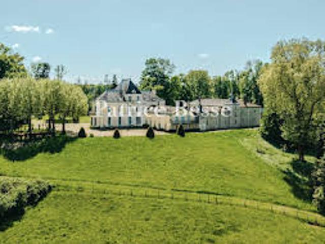Château vente à France métropolitaine, Bourg-en-bresse