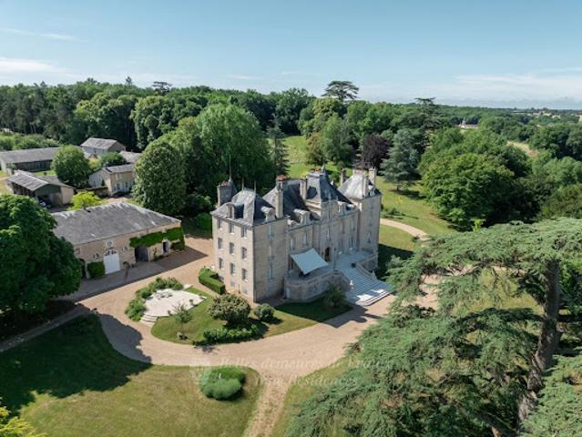 Château vente à Poitiers