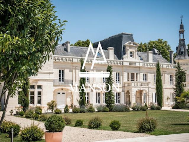 Château vente à Cognac