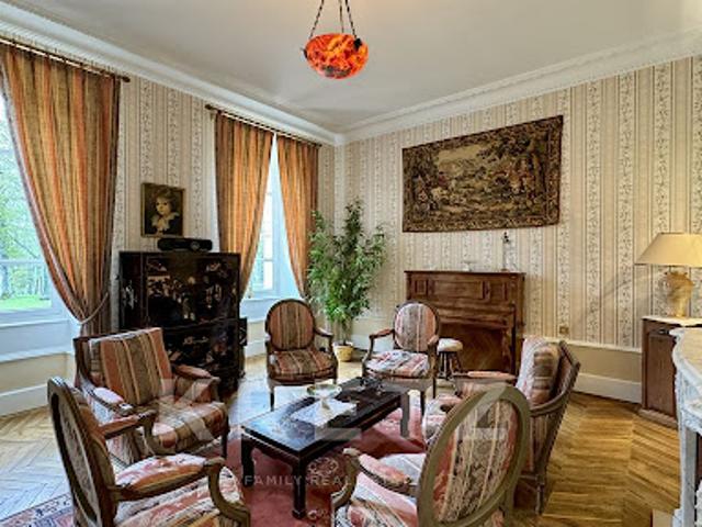 Château vente à Montluçon