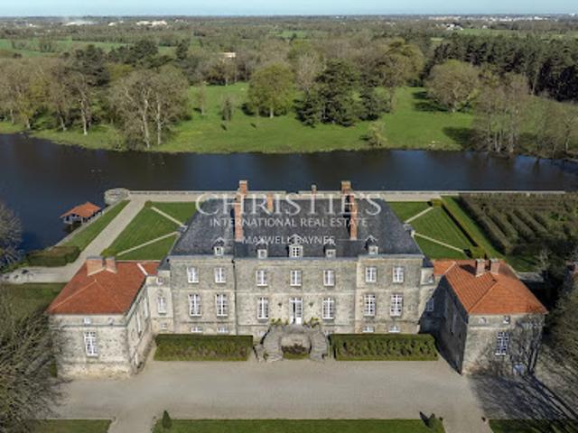 Château vente à La Roche-sur-Yon, La Roche-sur-yon