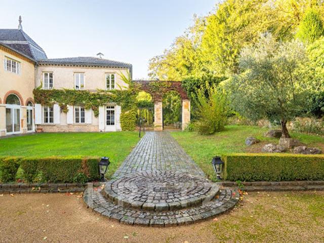 Château vente à France métropolitaine, Montmerle-sur-saône
