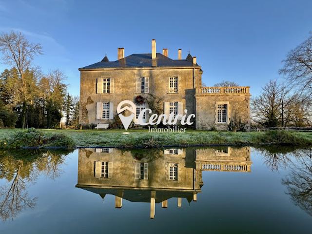 Château vente à Fontenay-le-Comte, Saint-mesmin