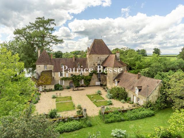 Château vente à Château-Chinon (Ville), Châtillon-en-bazois