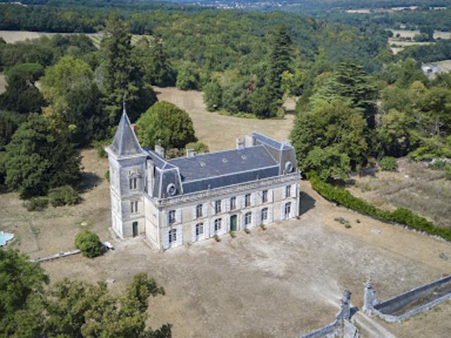 Château vente à France métropolitaine, Aignes-et-puypéroux