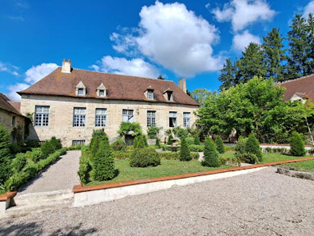 Château vente à Vichy, Chantelle