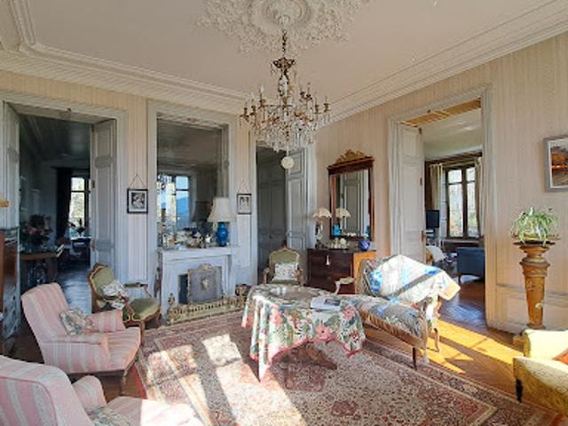 Château vente à Thiers, Courpière