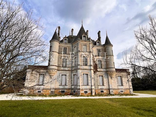 Château vente à La Roche-sur-Yon, Chantonnay