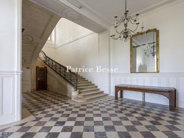 Château vente à Fontainebleau