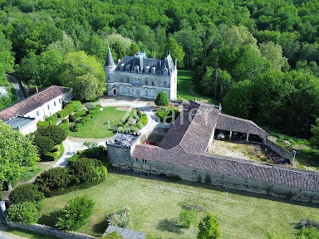 Château vente à Cognac