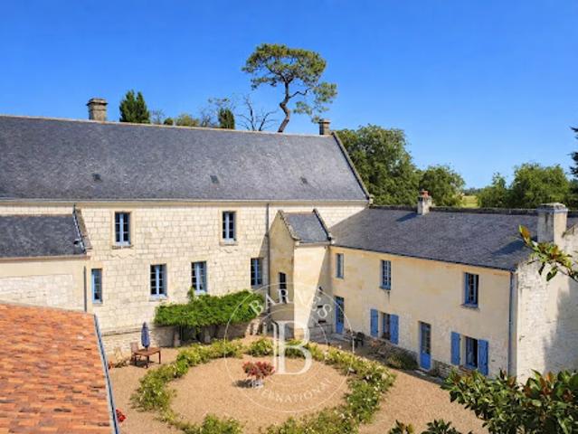 Château vente à Chinon