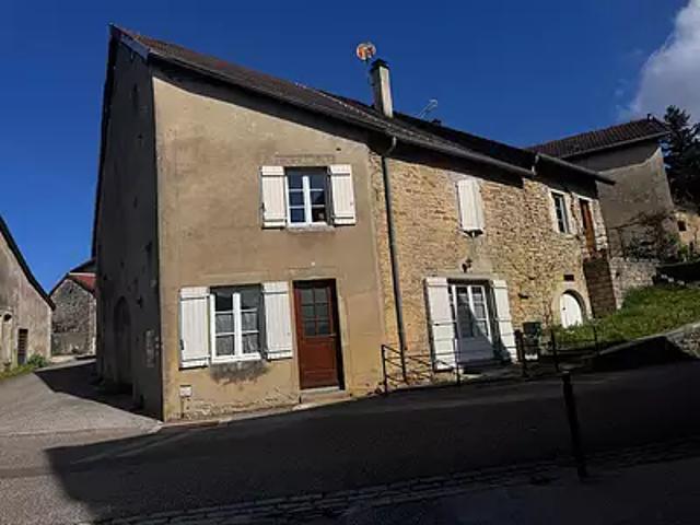 Maison vente à Lons-le-Saunier, Château-chalon