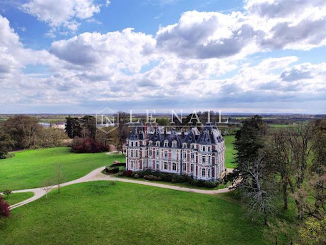 Château vente à Angers