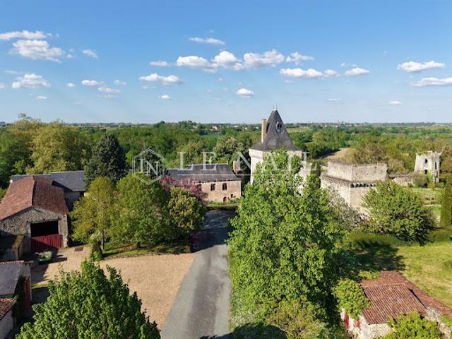 Château vente à Angers