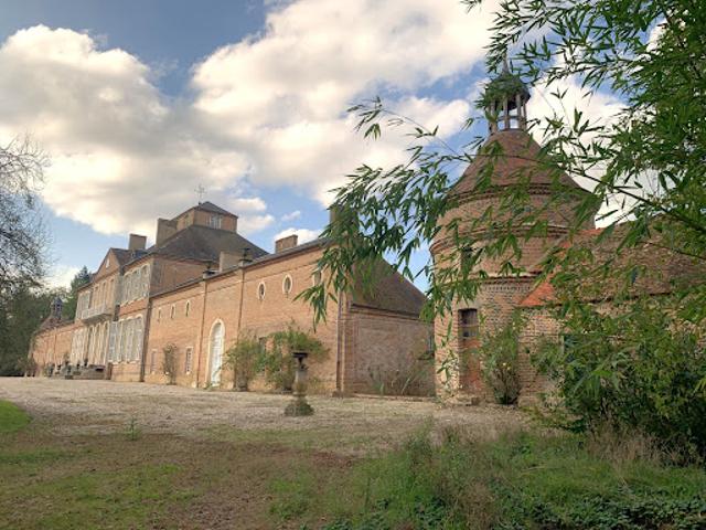 Château vente à Nevers, Magny-cours