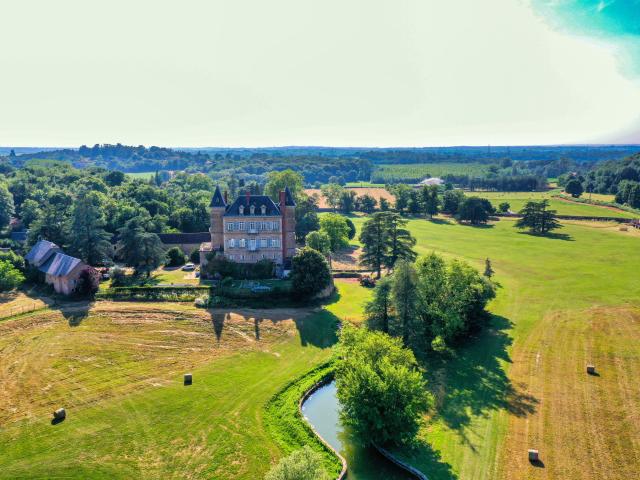 Château vente à Crémieu, Isère