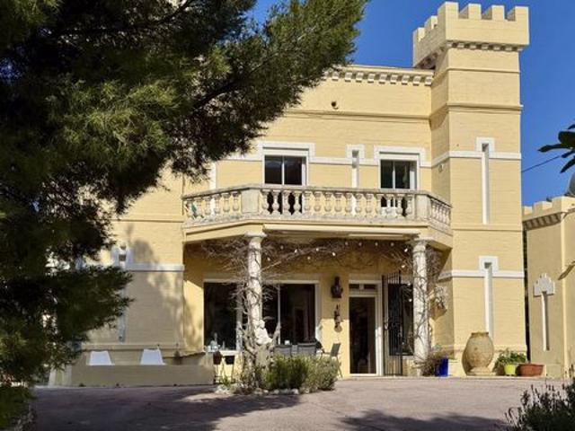 Château vente à Marseille