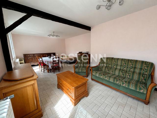 Maison vente à La Flèche, Château-du-loir