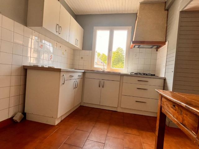 Maison vente à La Flèche, Château-du-loir