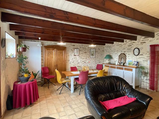 Maison vente à Fontenay-le-Comte, Château-guibert