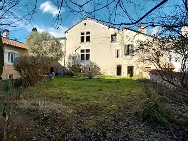 Maison vente à Périgueux, Château-l'evêque