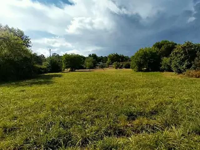 Terrain vente à Périgueux, Château-l'evêque